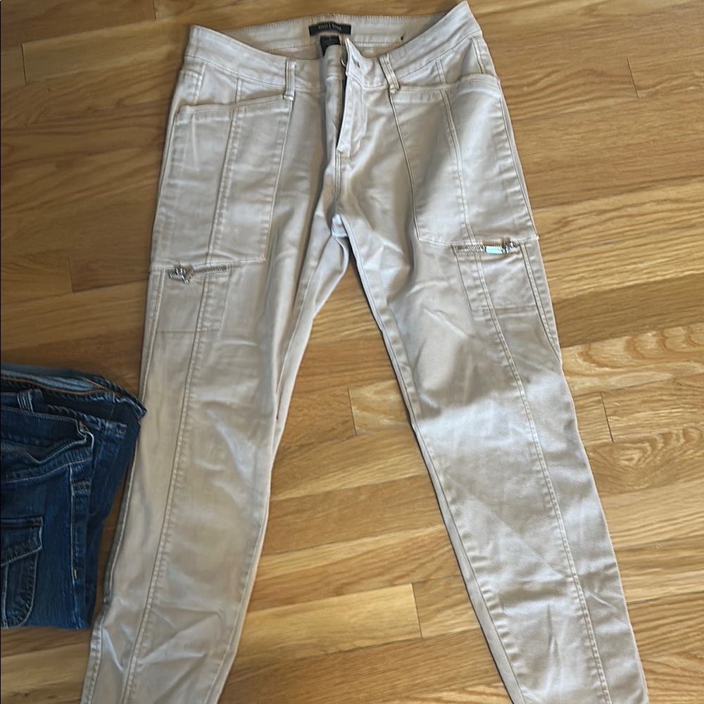 Women's tan cargo pocket cropped  pants with zipper details